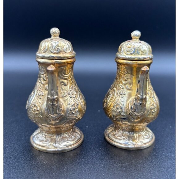 Vintage Silverplate Ornate Baroque Miniature Teapot Salt & Pepper Shakers Patina - Picture 5 of 6